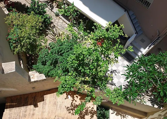 Central Heraklion Lovely Boutique 2-bedroom Apartment. Olympia.